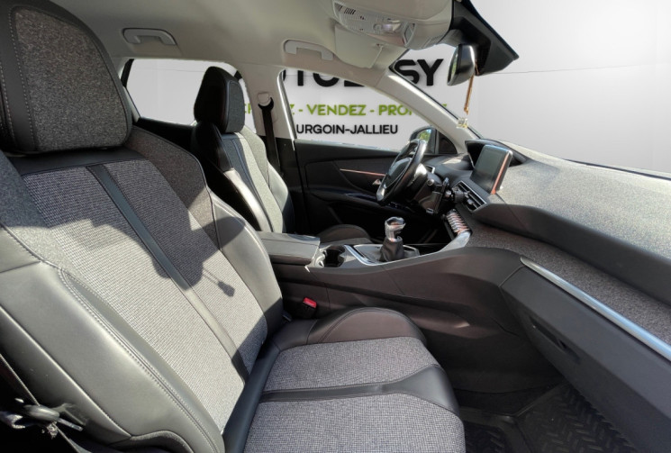 Peugeot 3008 1.2 / 130 CH 