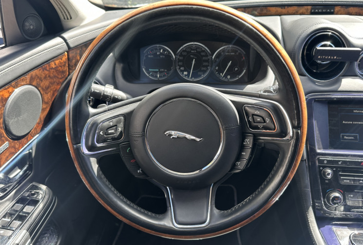Jaguar XJ 3.0 V6 S/C Luxe Premium / ENTRETIEN OK / DISTRIBUTION OK / VIDANGE BVA OK