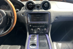 Jaguar XJ 3.0 V6 S/C Luxe Premium / ENTRETIEN OK / DISTRIBUTION OK / VIDANGE BVA OK