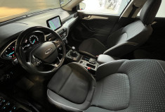 Ford Focus 1.5 EcoBlue Trend Business / DISTRIBUTION FAITE / CARPLAY