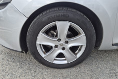 Renault Clio IV 5 Portes 1.2 TCE 16V ENERGY EDC6 118CV * CARNET COMPLET * DETECTEUR DE RECUL * 
