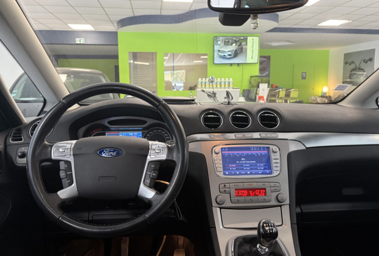 Ford S-MAX TITANIUM 140 CV