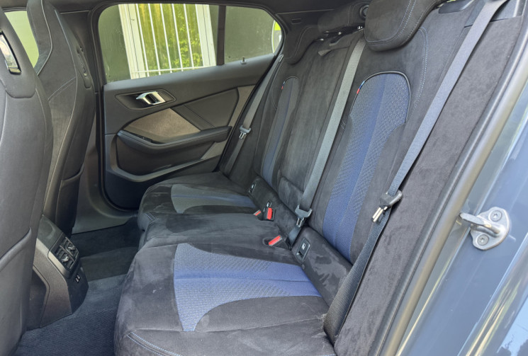 BMW Série 1 118i 136 M Sport DCT7 / Toit ouvrant / Sièges Baquet / Tête haute / Harman Kardon / TVA