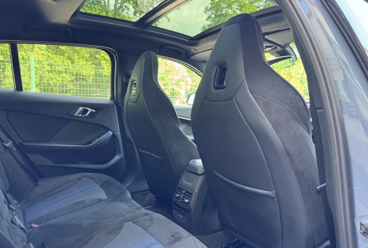 BMW Série 1 118i 136 M Sport DCT7 / Toit ouvrant / Sièges Baquet / Tête haute / Harman Kardon / TVA