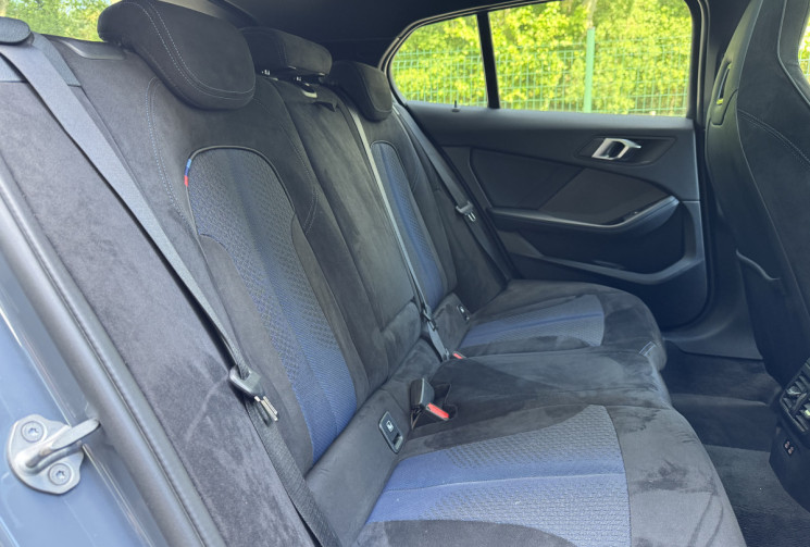 BMW Série 1 118i 136 M Sport DCT7 / Toit ouvrant / Sièges Baquet / Tête haute / Harman Kardon / TVA