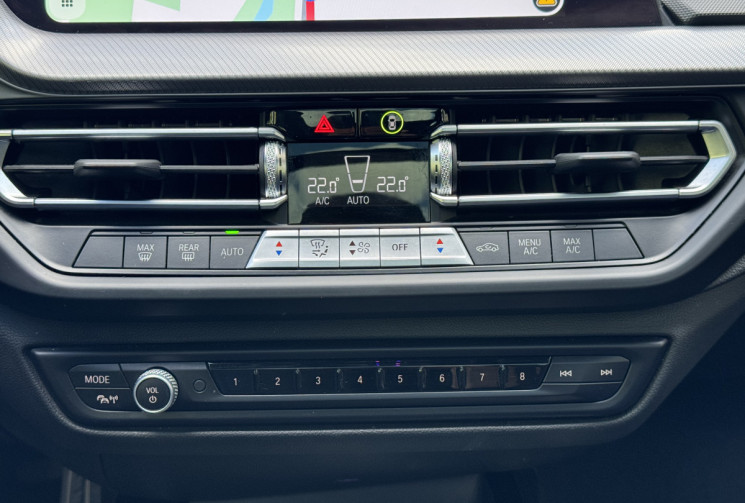 BMW Série 1 118i 136 M Sport DCT7 / Toit ouvrant / Sièges Baquet / Tête haute / Harman Kardon / TVA