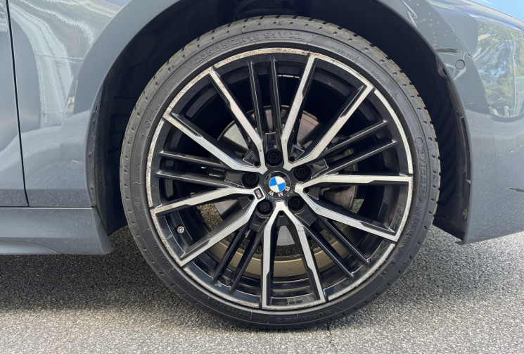 BMW Série 1 118i 136 M Sport DCT7 / Toit ouvrant / Sièges Baquet / Tête haute / Harman Kardon / TVA