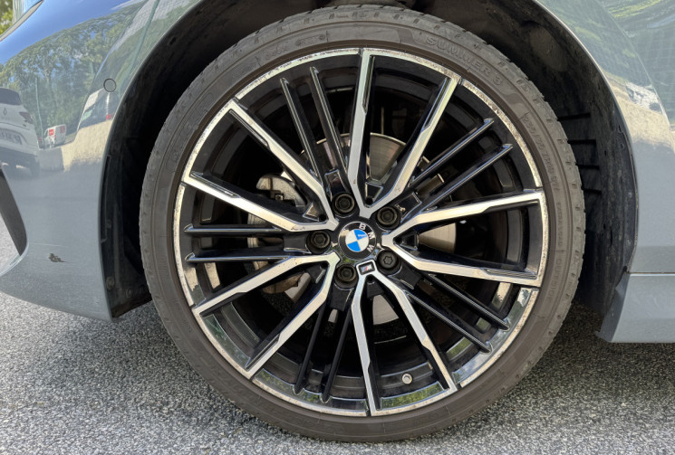 BMW Série 1 118i 136 M Sport DCT7 / Toit ouvrant / Sièges Baquet / Tête haute / Harman Kardon / TVA