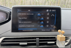 Peugeot 3008 1.5 BLUEHDI 130 ALLURE BUSINESS EAT8 / ATTELAGE / CAMERA / CARPLAY / HAYON ELECTRIQUE 