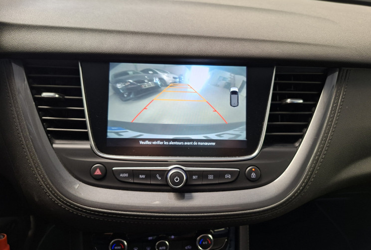 Opel Crossland X 1.2 130 TURBO DESIGN LINE / CAMERA / ENTRETIEN ET KIT DISTRIBUTION A JOUR