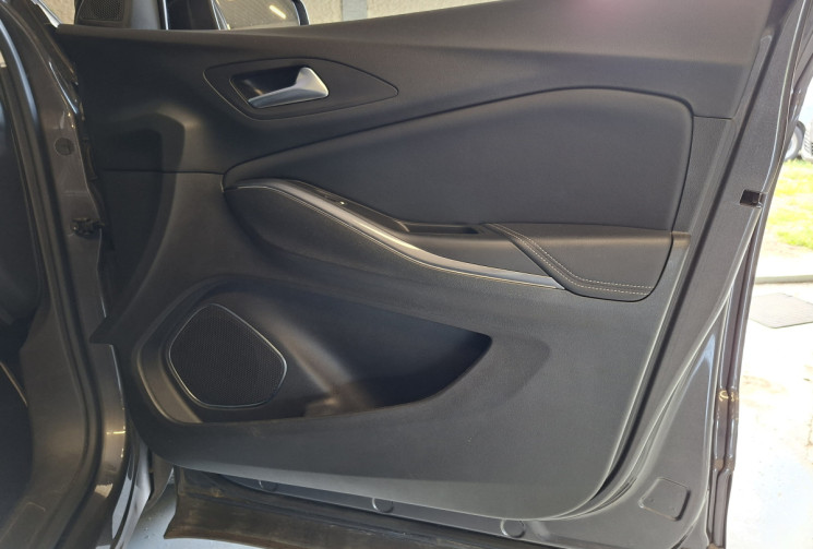 Opel Crossland X 1.2 130 TURBO DESIGN LINE / CAMERA / ENTRETIEN ET KIT DISTRIBUTION A JOUR