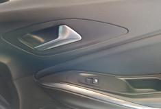Opel Crossland X 1.2 130 TURBO DESIGN LINE / CAMERA / ENTRETIEN ET KIT DISTRIBUTION A JOUR