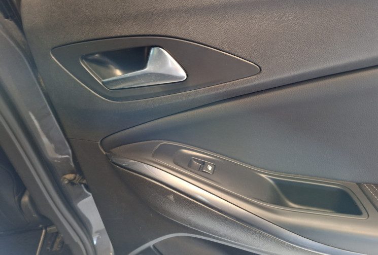 Opel Crossland X 1.2 130 TURBO DESIGN LINE / CAMERA / ENTRETIEN ET KIT DISTRIBUTION A JOUR