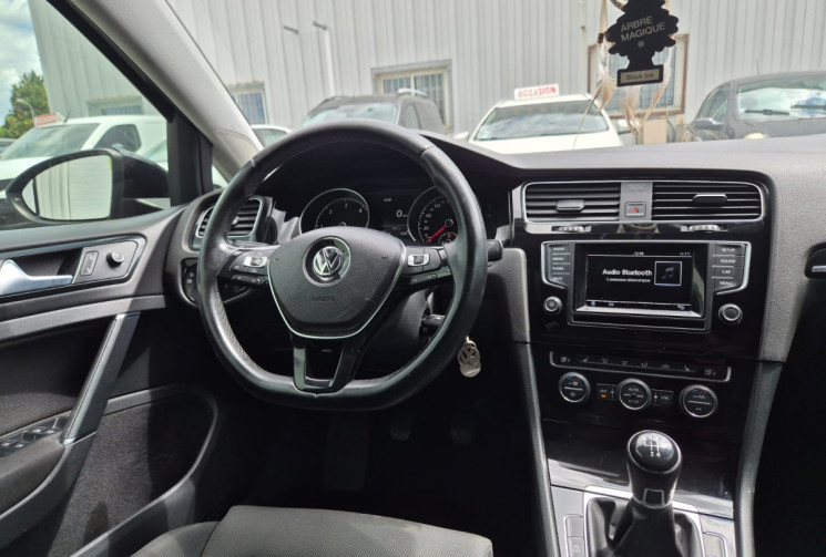 Volkswagen Golf VII 1.6 TDI * 105 CV * DISTRIBUTION FAITE * BT * SIEGES CHAUFFANTS * ALCANTARA 