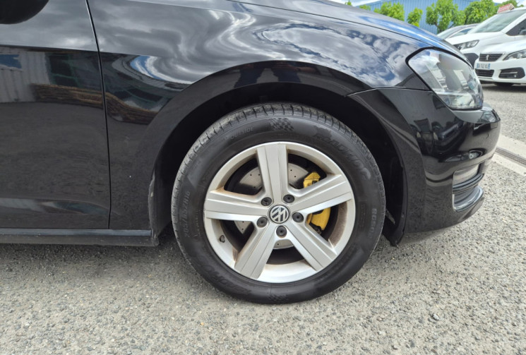 Volkswagen Golf VII 1.6 TDI * 105 CV * DISTRIBUTION FAITE * BT * SIEGES CHAUFFANTS * ALCANTARA 