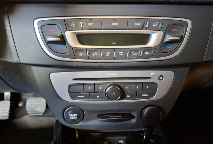 Renault Megane III EDITION BOSE 1.2 130 16V TCE / ENTRETIEN A JOUR / GARANTIE 6 MOIS