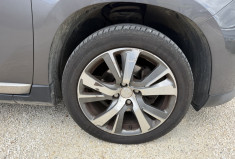 Peugeot 2008 1.6 BLUEHDI 120 Cv ALLURE BVM6 / DISTRIBUTION OK / ENTRETIEN A JOUR