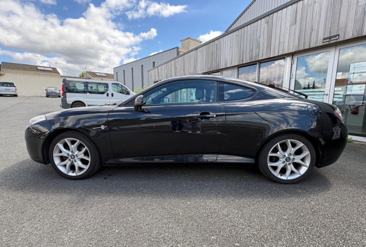 Hyundai COUPE II 2.0 I 143 FX LUXE / HISTORIQUE D ENTRETIEN COMPLET / TRES BON ETAT / GARANTIE 12 M