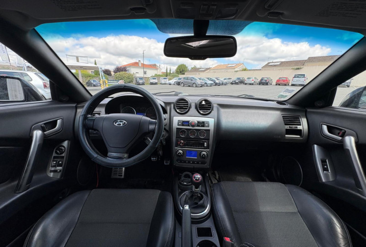 Hyundai COUPE II 2.0 I 143 FX LUXE / HISTORIQUE D ENTRETIEN COMPLET / TRES BON ETAT / GARANTIE 12 M