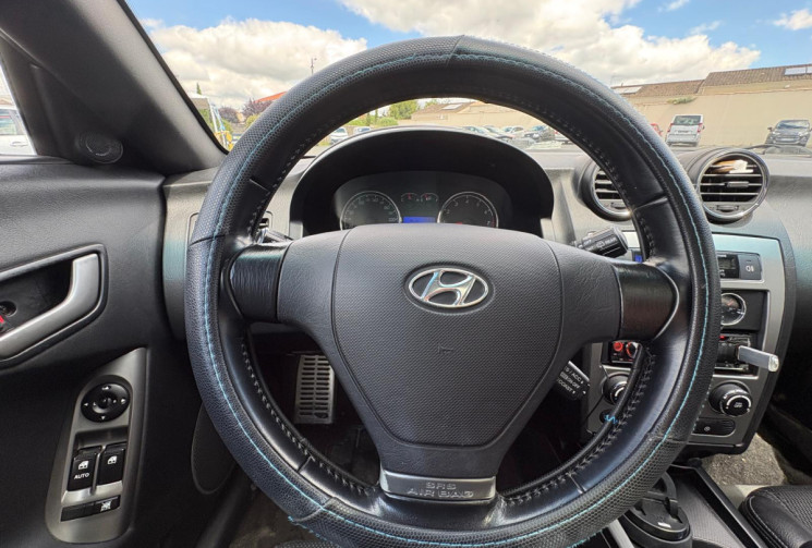 Hyundai COUPE II 2.0 I 143 FX LUXE / HISTORIQUE D ENTRETIEN COMPLET / TRES BON ETAT / GARANTIE 12 M
