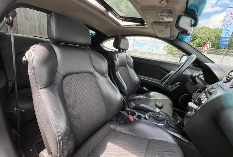 Hyundai COUPE II 2.0 I 143 FX LUXE / HISTORIQUE D ENTRETIEN COMPLET / TRES BON ETAT / GARANTIE 12 M