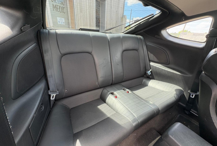 Hyundai COUPE II 2.0 I 143 FX LUXE / HISTORIQUE D ENTRETIEN COMPLET / TRES BON ETAT / GARANTIE 12 M
