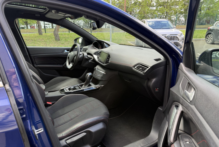 Peugeot 308  2.0 BLUEHDI 150 S&S GT LINE