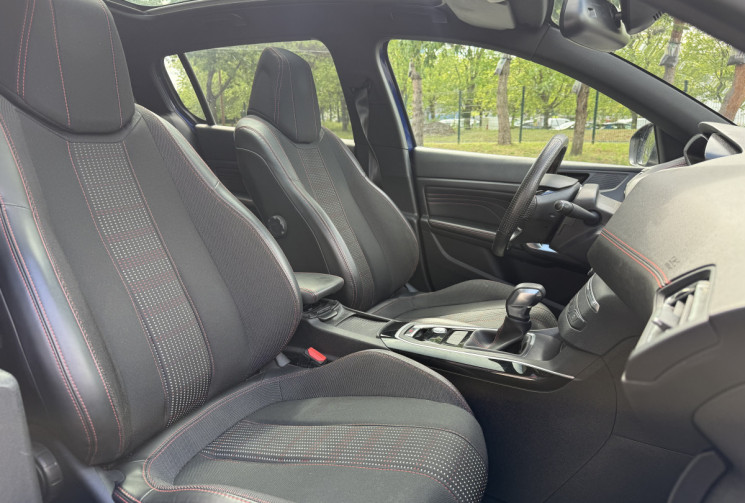 Peugeot 308  2.0 BLUEHDI 150 S&S GT LINE