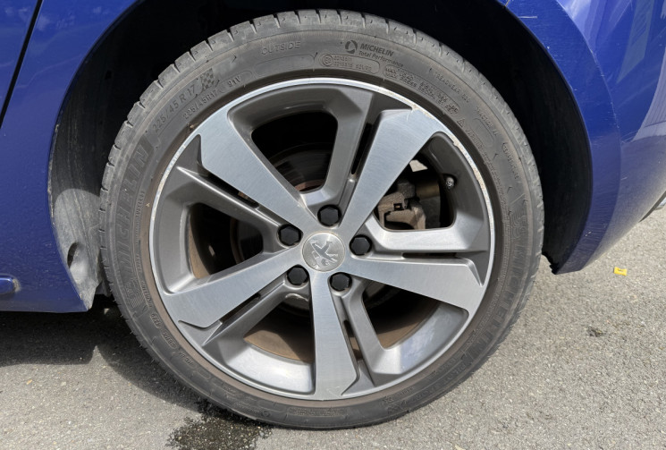 Peugeot 308  2.0 BLUEHDI 150 S&S GT LINE