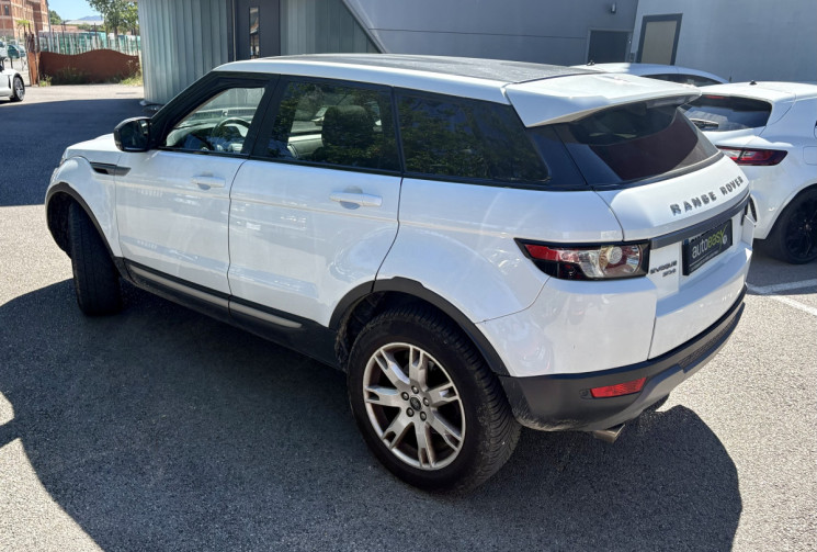 Land-Rover Range Rover Evoque SD4 Dynamic 2.2 190cv 4x4 / Toit Pano / Cuir / AWD