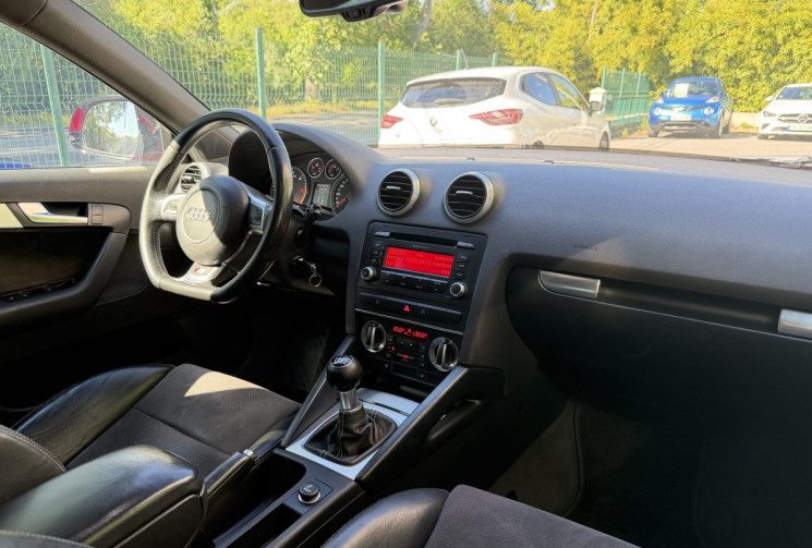 Audi A3 SPORTBACK 2.0 TDI 140 S LINE * ENTRETIEN A JOUR * CT ET DISTRI OK * GARANTIE 6 MOIS