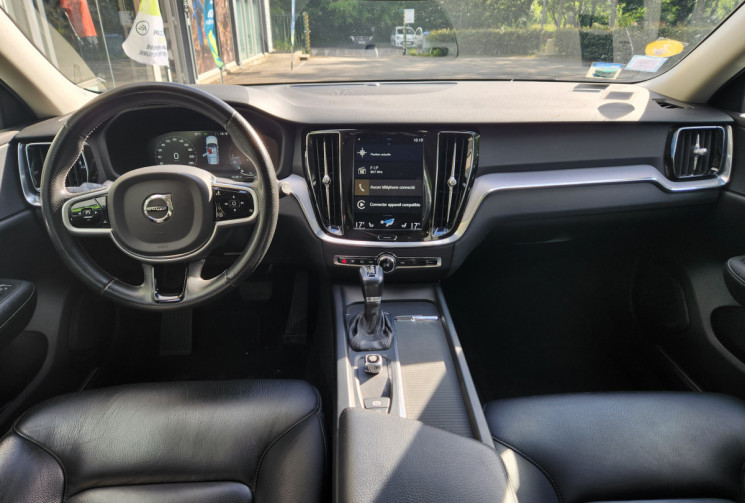 Volvo V60 D4 190ch AdBlue Momentum Geartronic