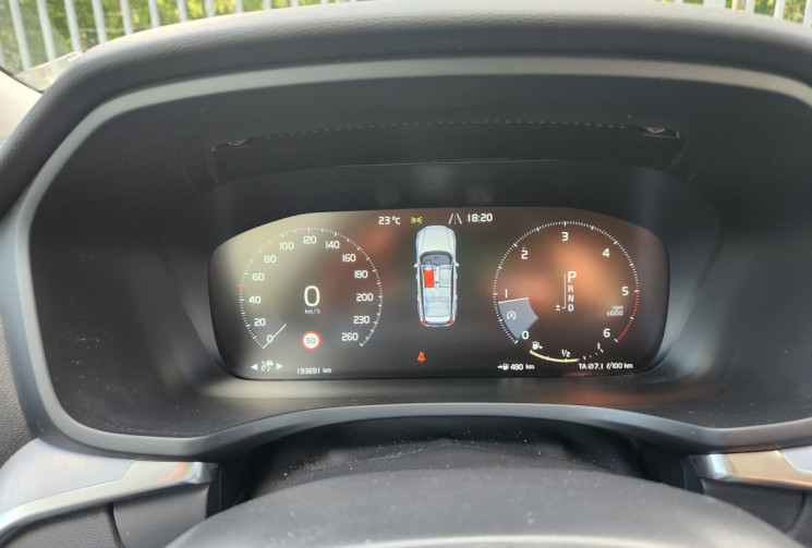 Volvo V60 D4 190ch AdBlue Momentum Geartronic