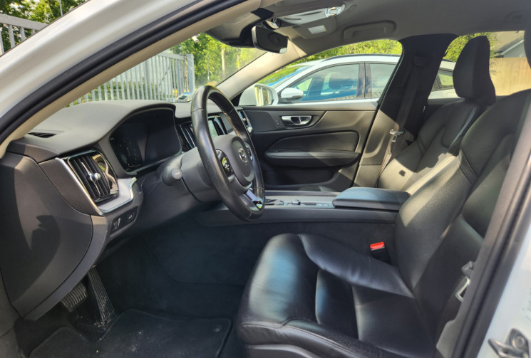 Volvo V60 D4 190ch AdBlue Momentum Geartronic