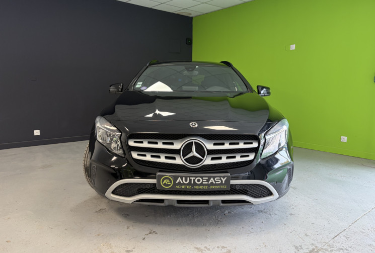 Mercedes GLA 1.6 i 180 122 cv Intuition