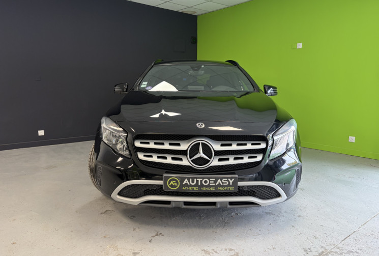 Mercedes GLA 1.6 i 180 122 cv Intuition