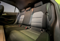 Mercedes GLA 1.6 i 180 122 cv Intuition
