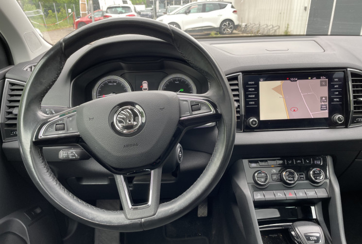 Skoda Karoq 1.6 TDI 116ch SCR Style DSG7/Toit Pano/Apple Carplay Android Auto/ Siège électrique  