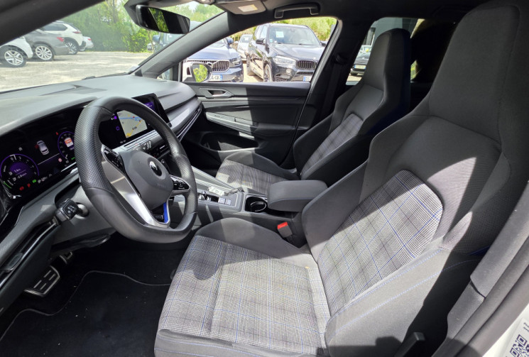 Volkswagen Golf  8   245 GTE 1.4 HYBRID OPF DSG 6