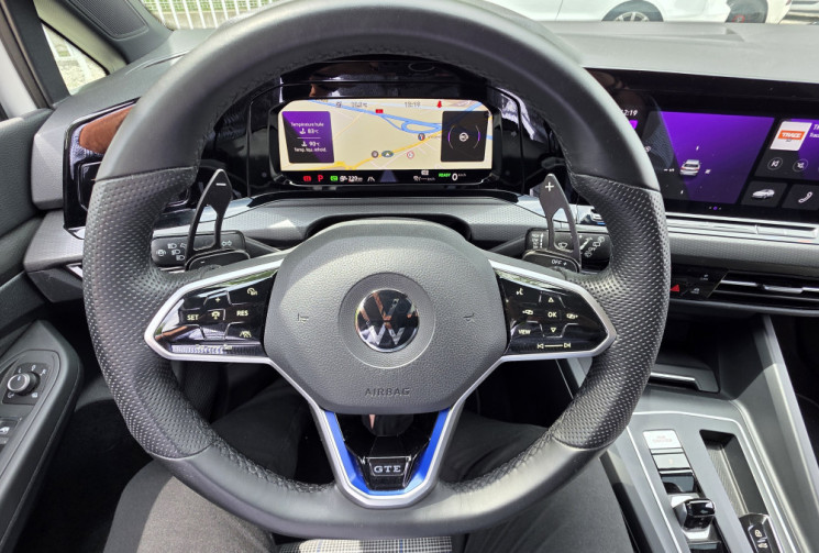 Volkswagen Golf  8   245 GTE 1.4 HYBRID OPF DSG 6