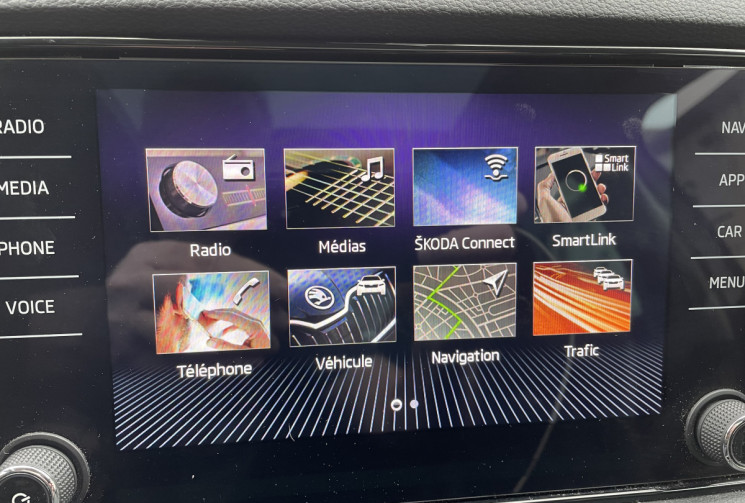 Skoda Karoq 1.6 TDI 116ch SCR Style DSG7/Toit Pano/Apple Carplay Android Auto/ Siège électrique  