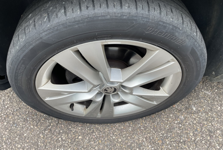 Skoda Karoq 1.6 TDI 116ch SCR Style DSG7/Toit Pano/Apple Carplay Android Auto/ Siège électrique  