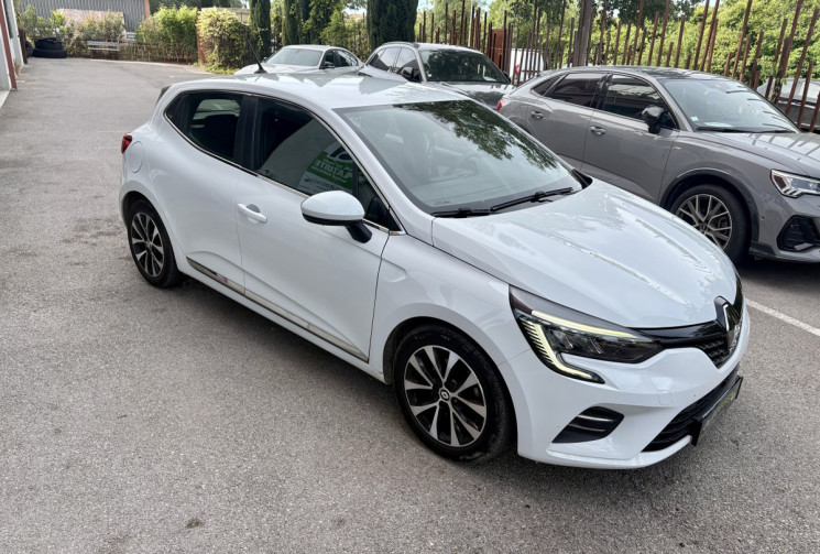 Renault CLIO V 5 INTENS 1.5 DCI 100cv / Super état / 2022 / Caméra / 128000km / Révisée 