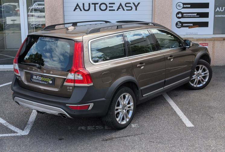 Volvo XC70 D5 AWD 215 ch Xenium Geartronic