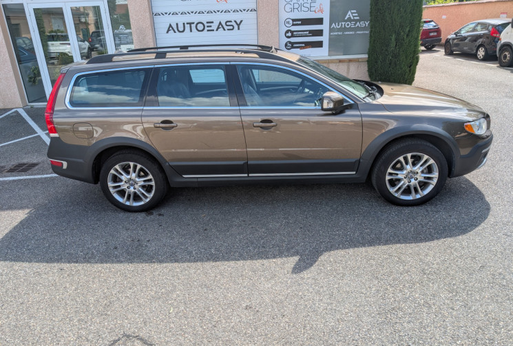 Volvo XC70 D5 AWD 215 ch Xenium Geartronic