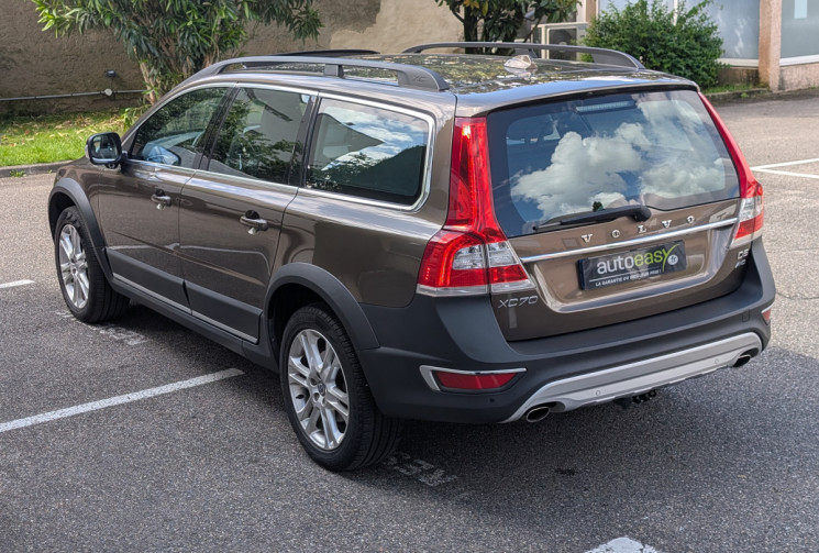 Volvo XC70 D5 AWD 215 ch Xenium Geartronic