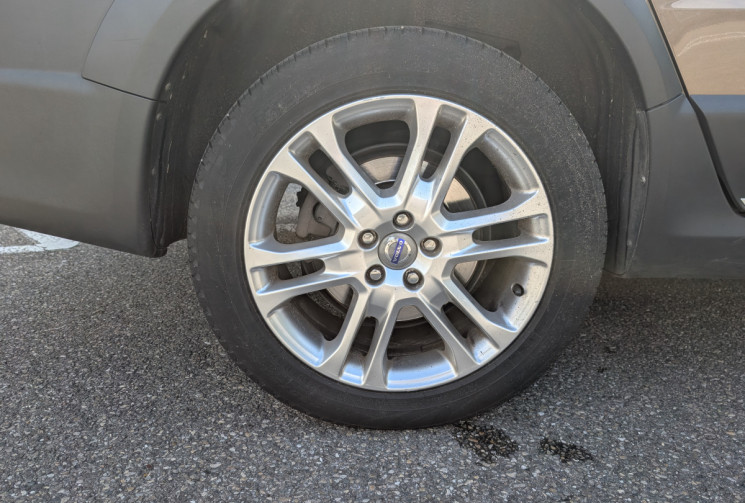 Volvo XC70 D5 AWD 215 ch Xenium Geartronic