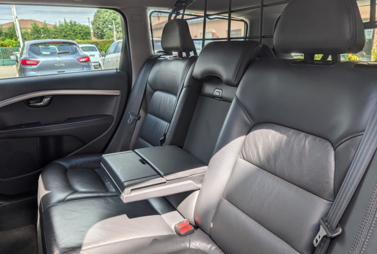 Volvo XC70 D5 AWD 215 ch Xenium Geartronic