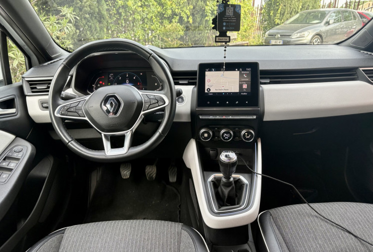 Renault CLIO V 5 INTENS 1.5 DCI 100cv / Super état / 2022 / Caméra / 128000km / Révisée 