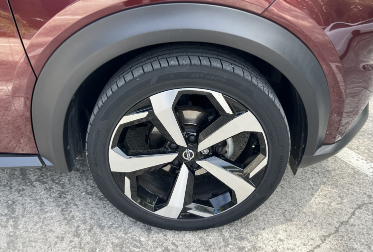 Nissan Juke 1.0 DIG-T 114 Tekna / Suivi Nissan / Bose / Caméra 360 / Sièges Chauffants / Keyless